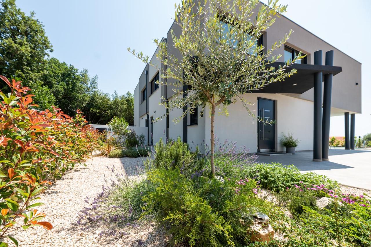 Luxus Villen Monteneto Zambratija  Exterior foto